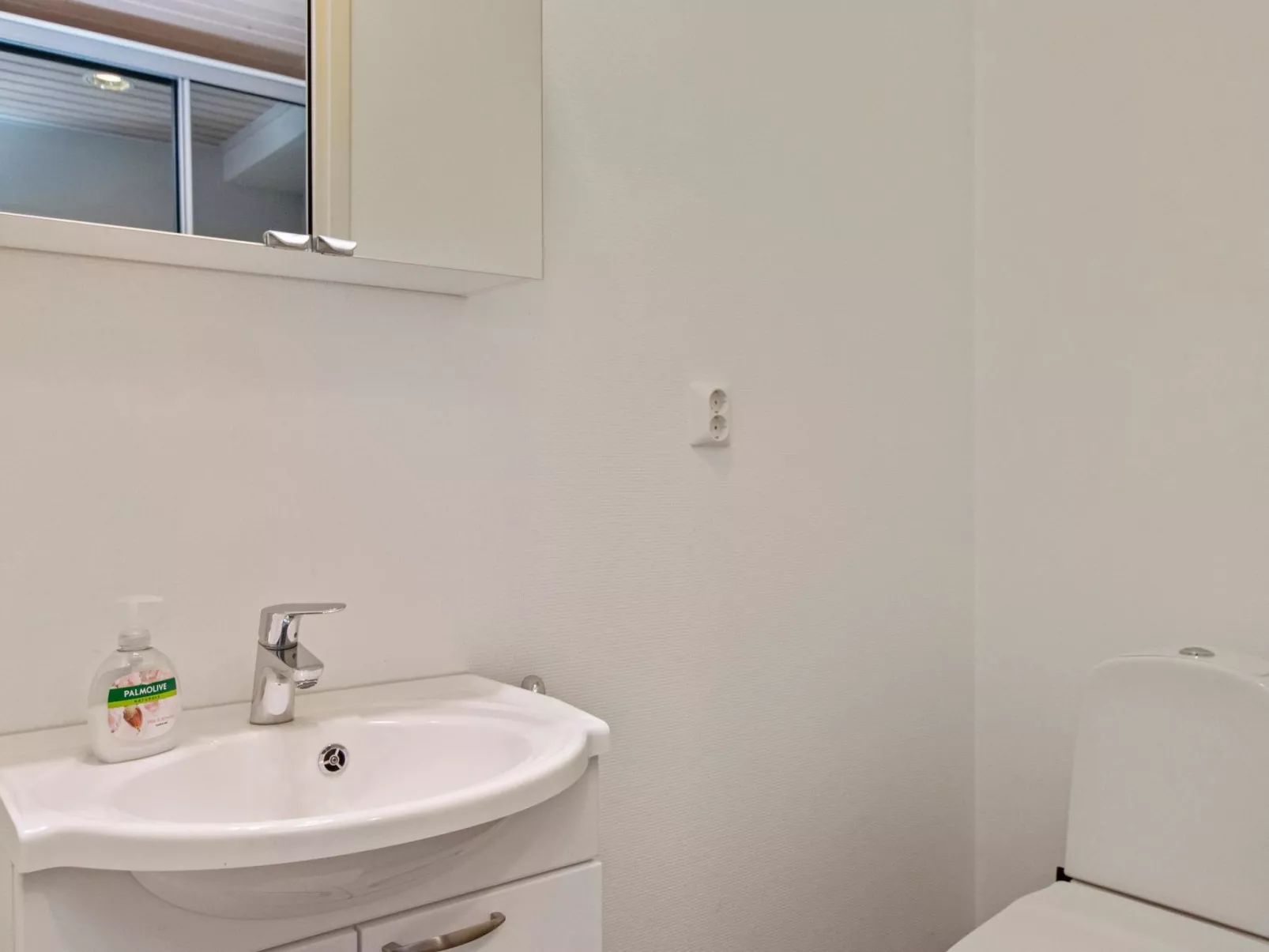 4 seasons hymy b-Dedans