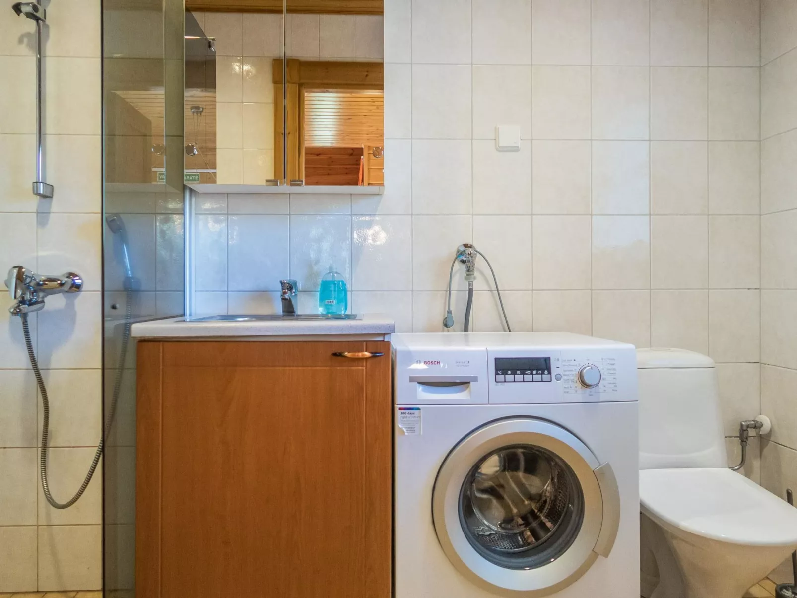 Klz 1. akaatti-Dedans