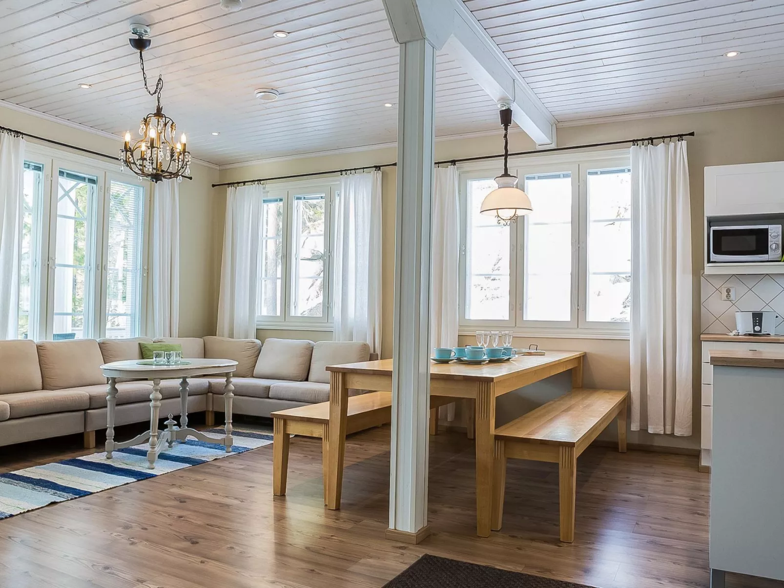 Villa akuliina-Inside