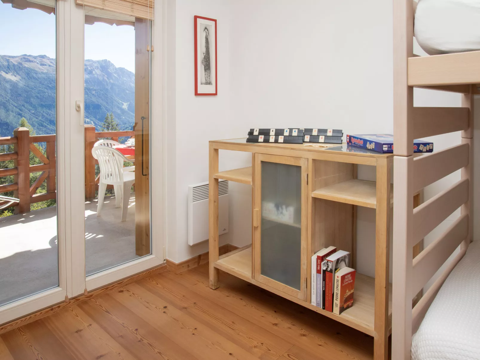 Les Combins 30-Inside