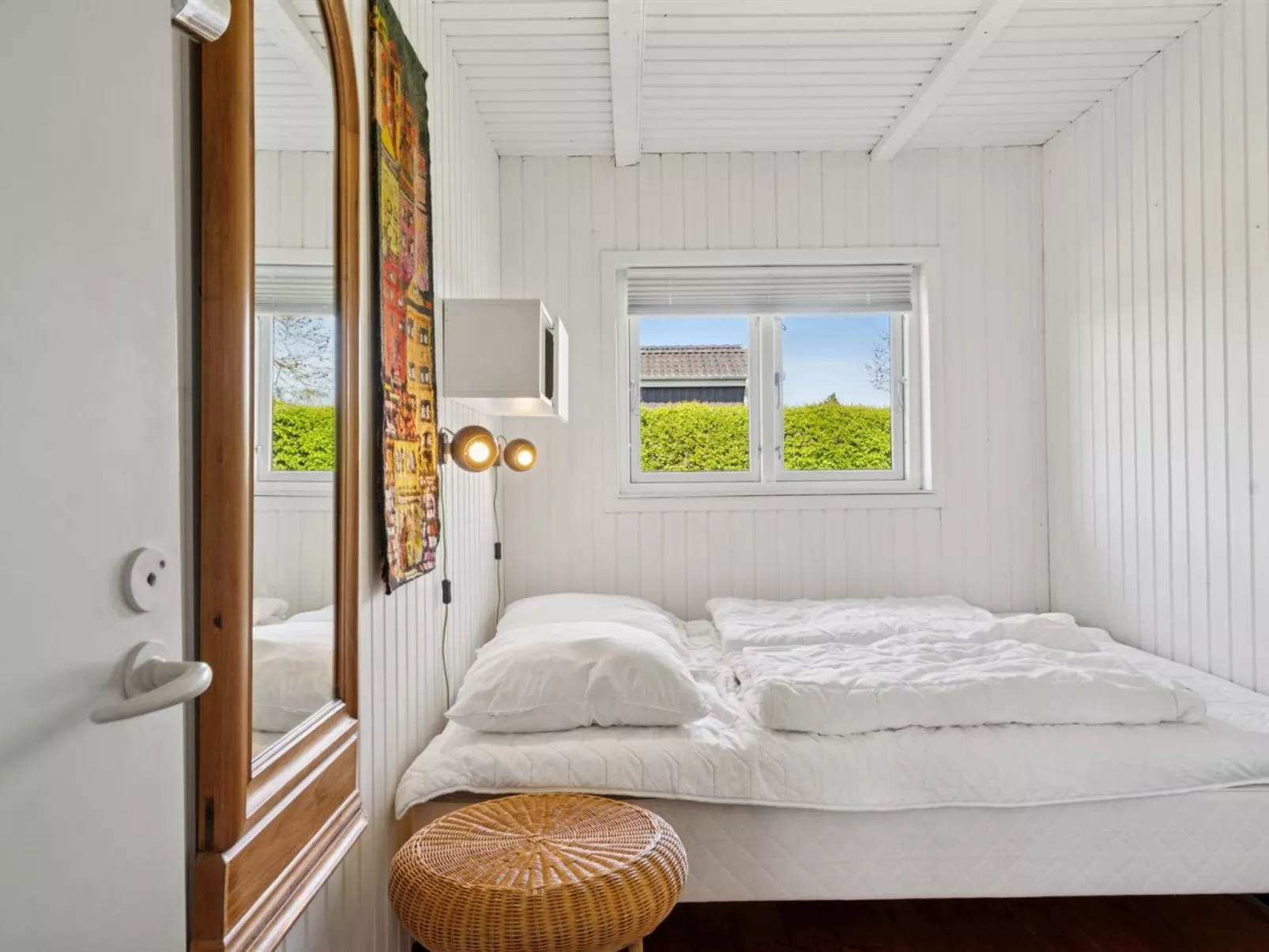 "Hira" - 200m from the sea-Inside