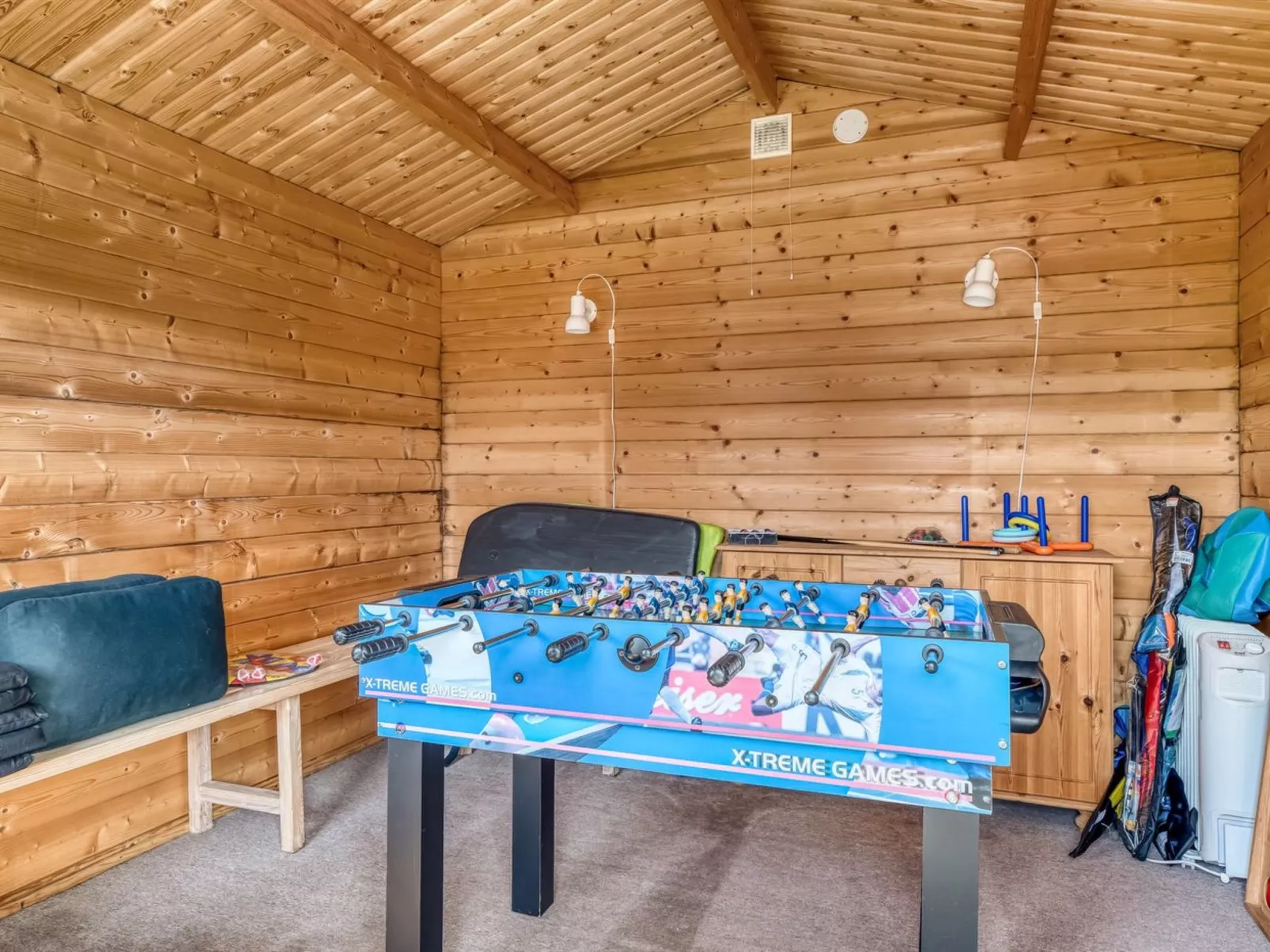 "Rathi" -  from the sea-Drinnen