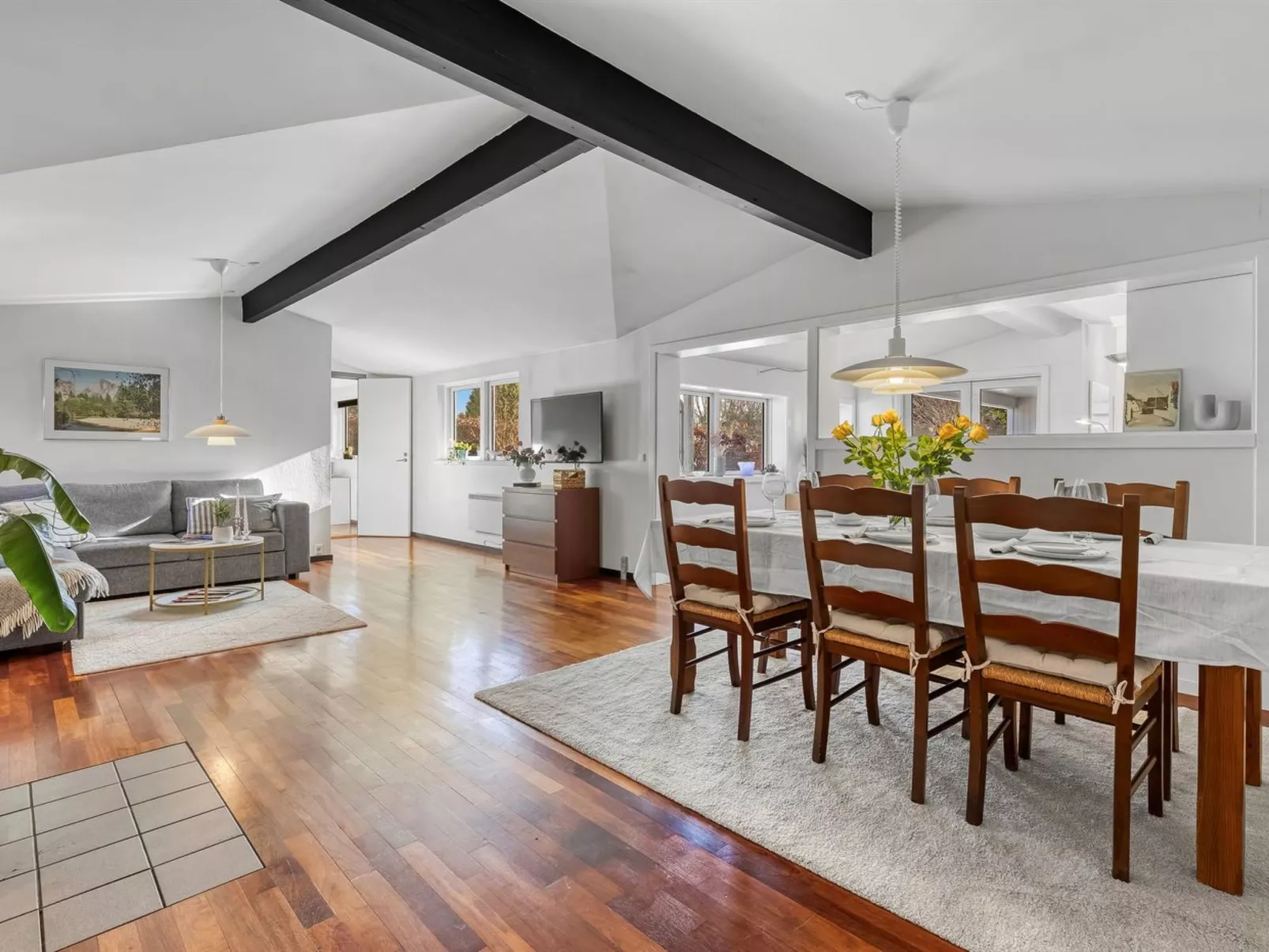 "Etly" - 900m from the sea-Dedans