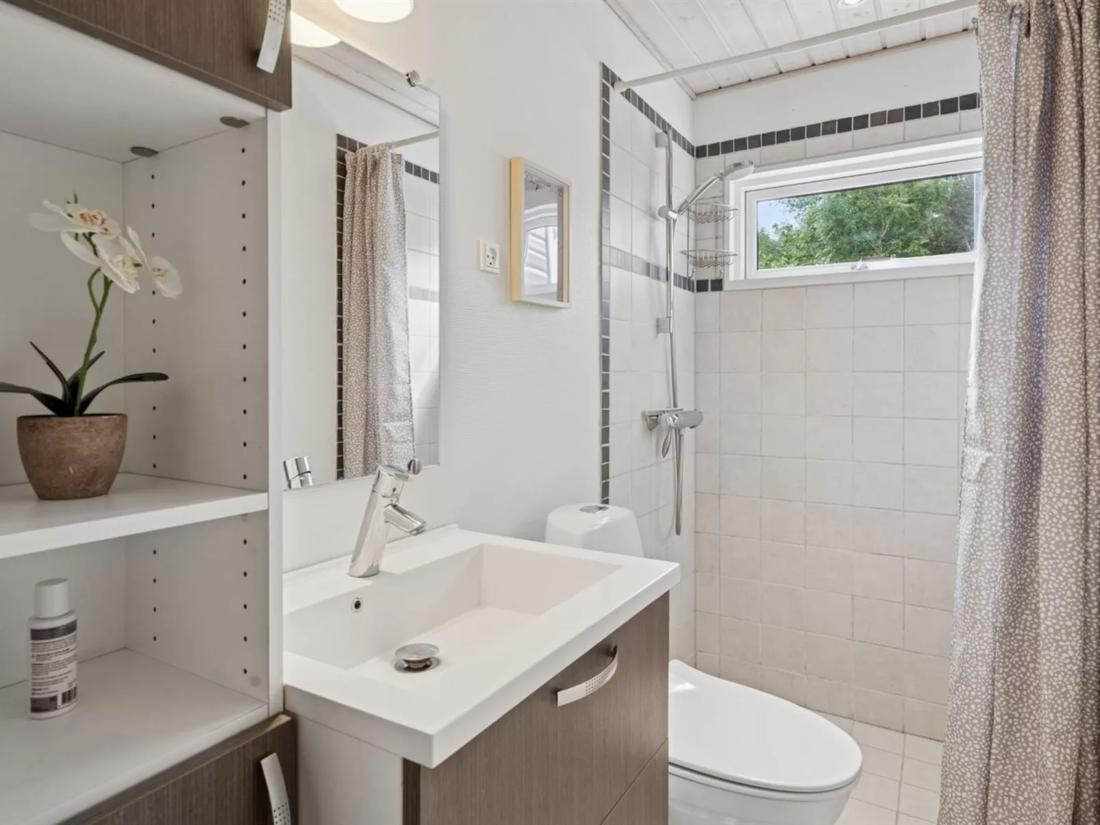 "Esme" - 225m to the fjord-Inside