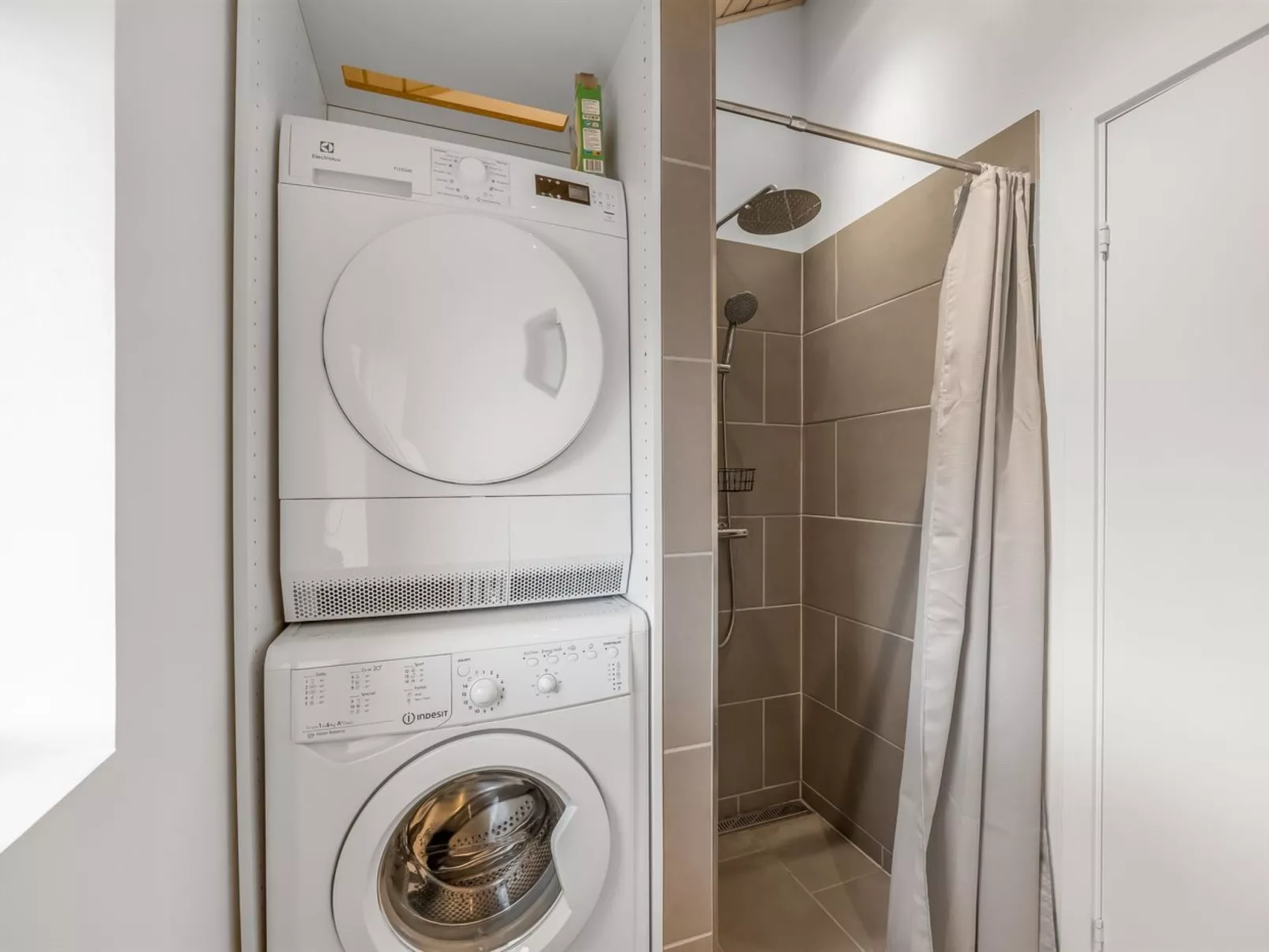 "Smilla" - 1.1km from the sea-Drinnen