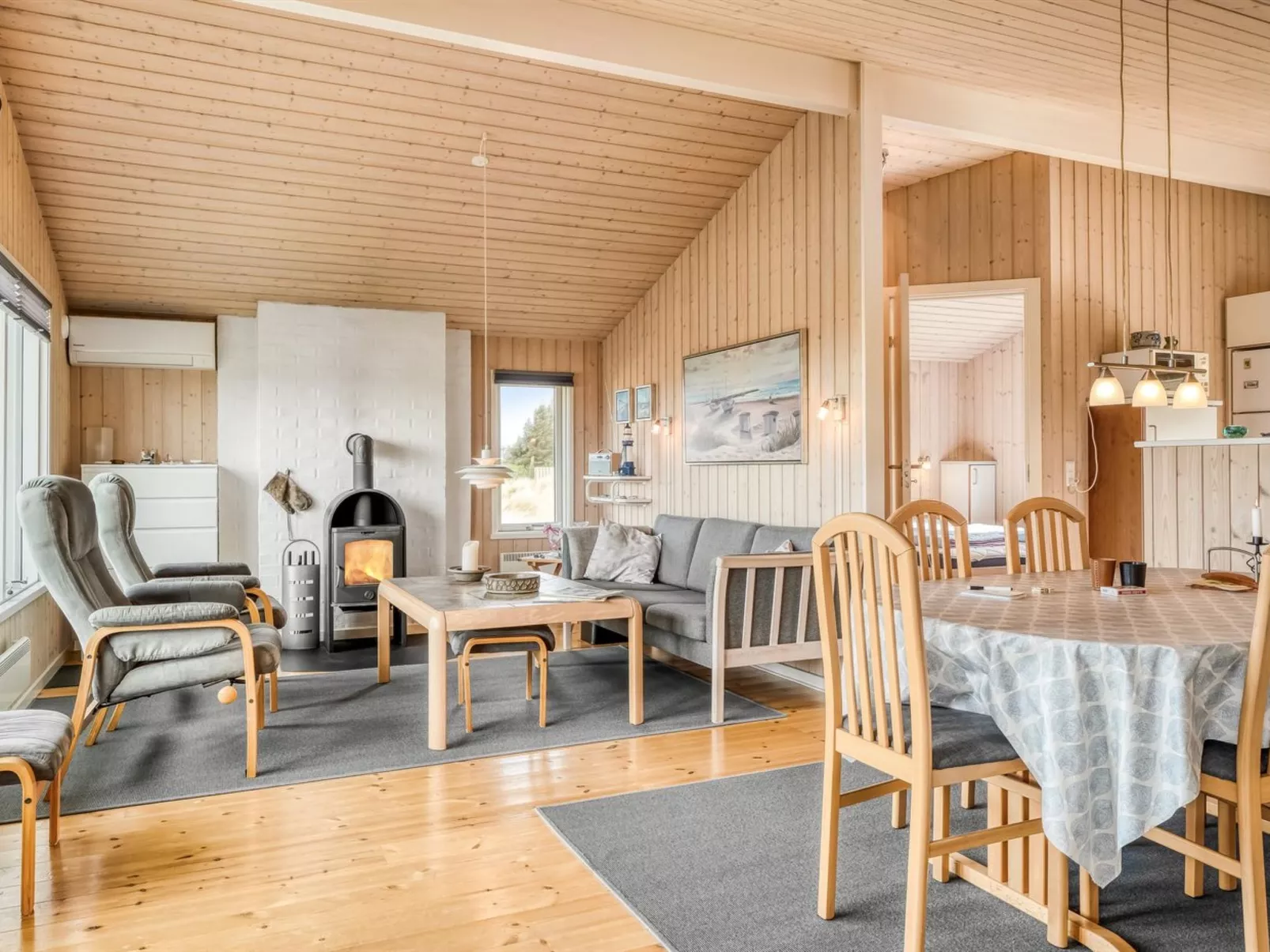 "Fridgerd" - 300m from the sea-Inside