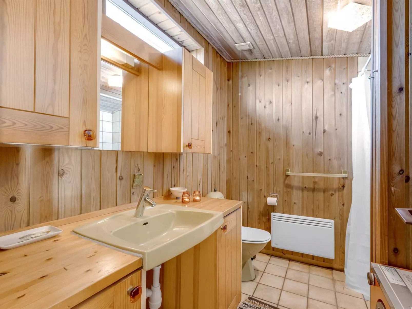 "Imelda" - 700m from the sea-Dedans