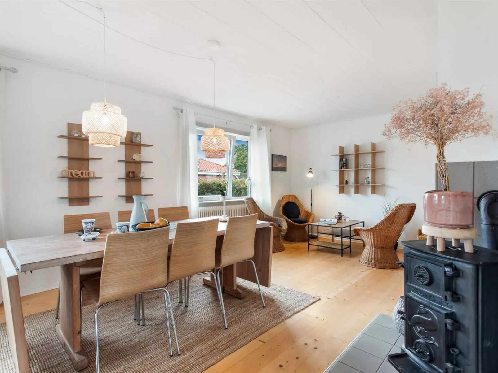 "Kirsi" -  from the sea-Dedans