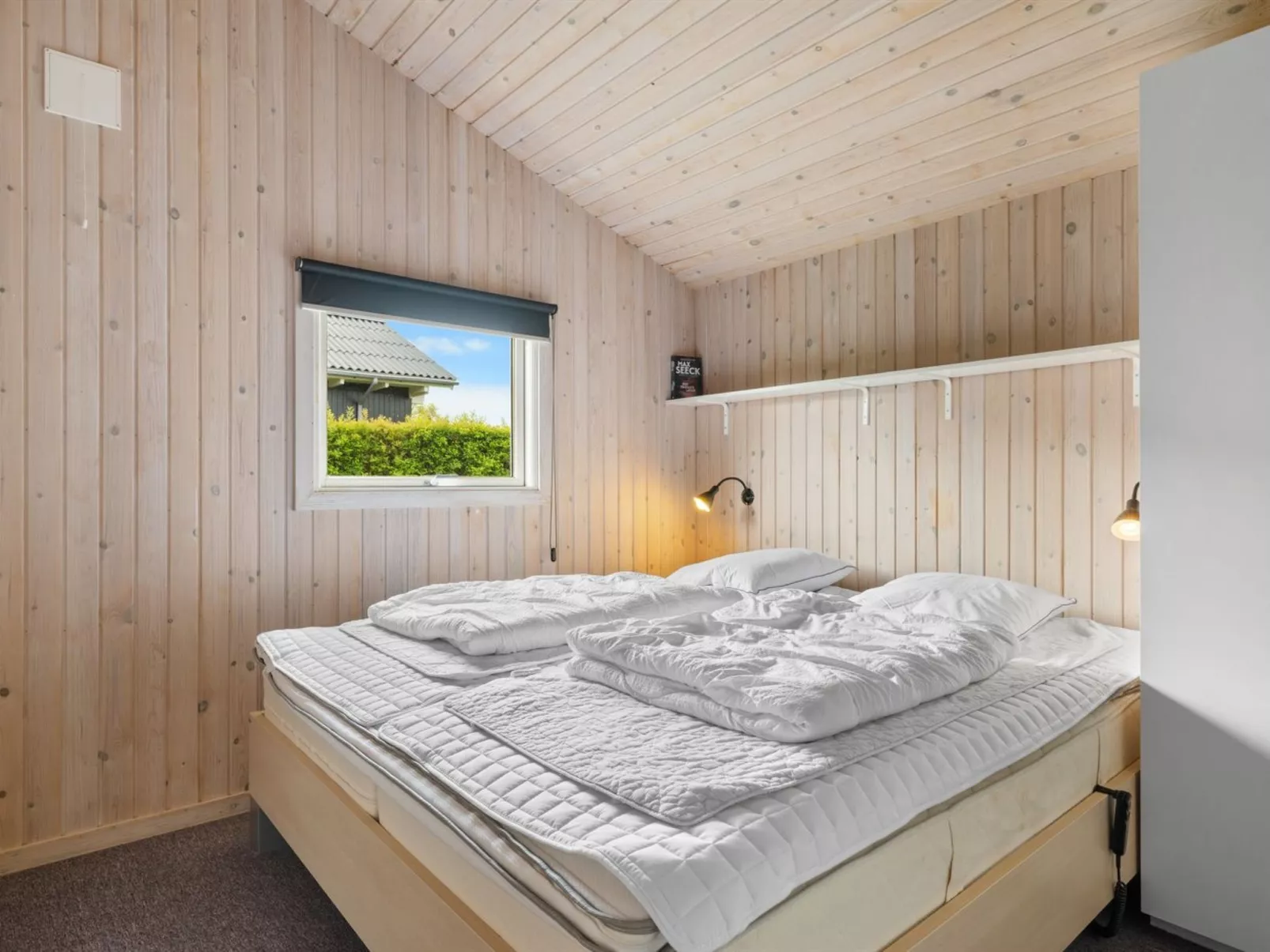 "Frederikke" - 875m from the sea-Inside