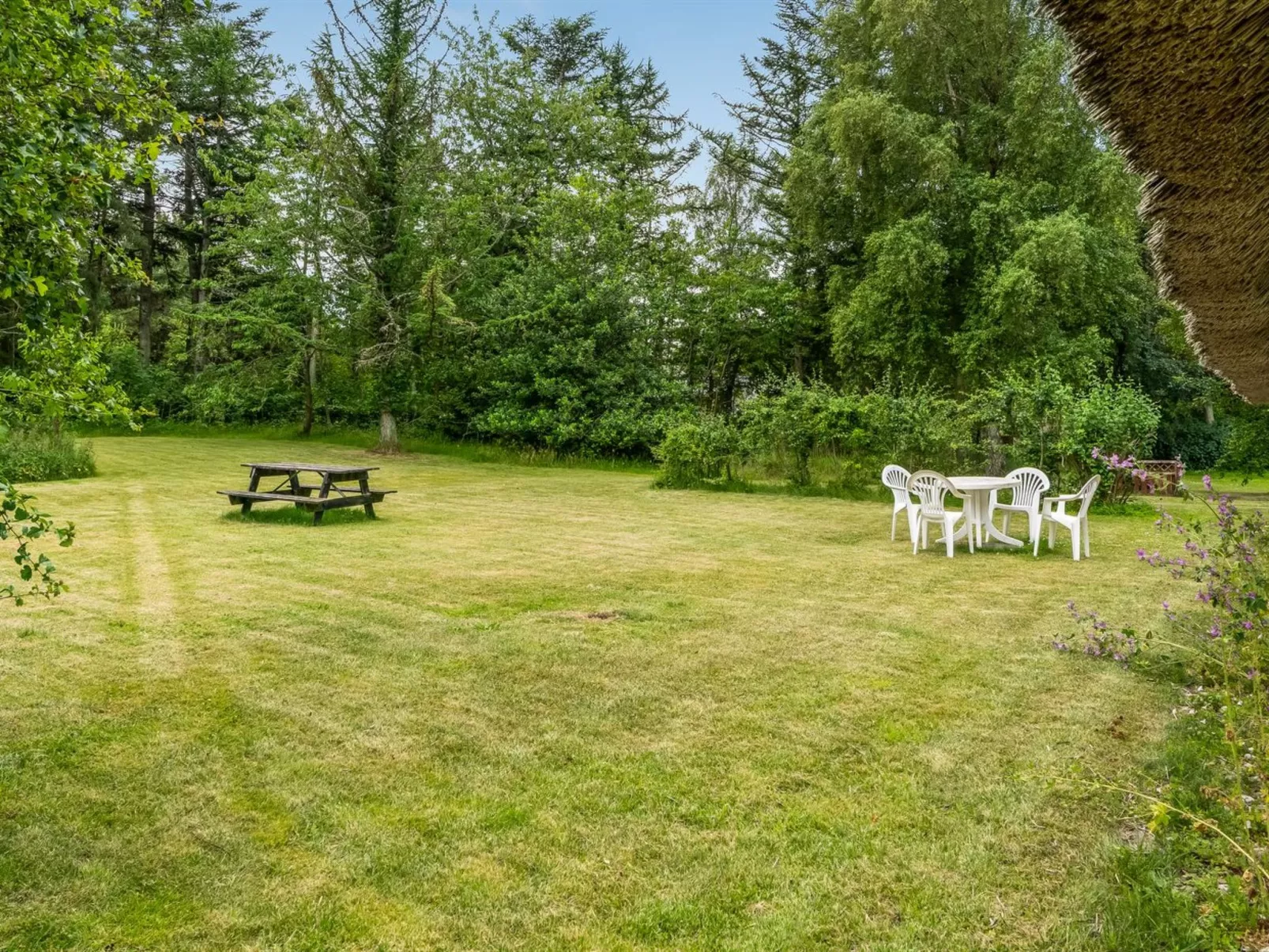 "Hoat" - 1.7km from the sea-Outside