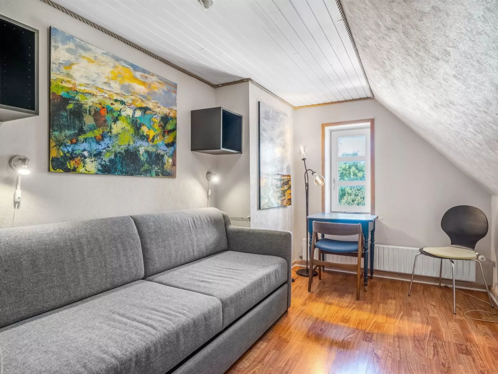 "Elia" - 5km to the fjord-Dedans