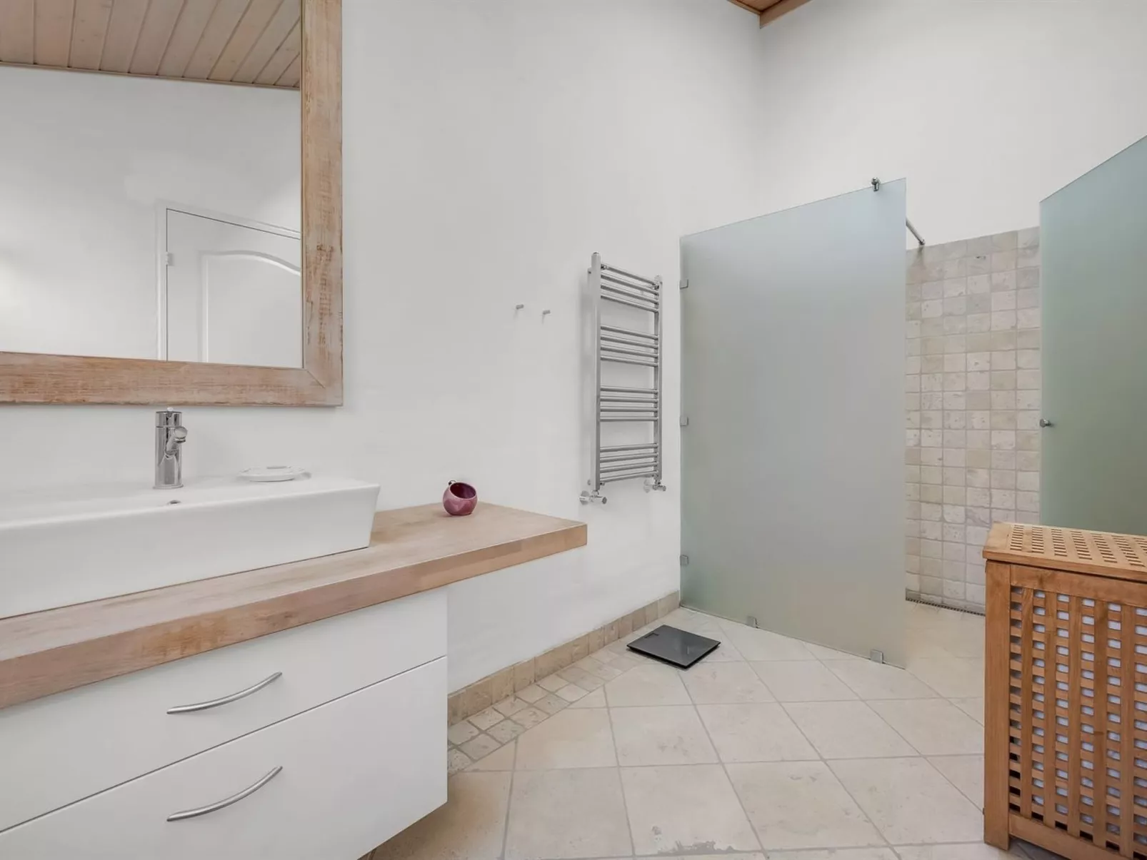 "Idalia" - 600m from the sea-Drinnen