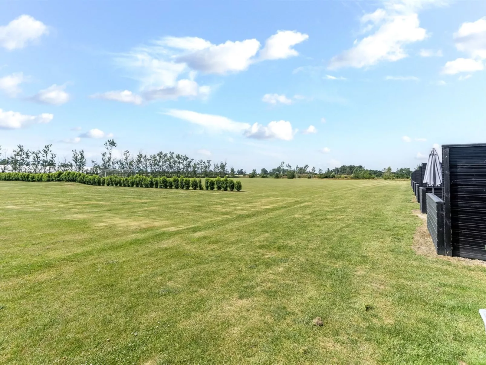 "Lovis" - 900m from the sea-Draußen