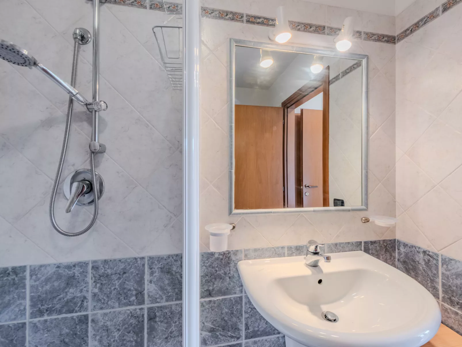 Baldo Living Apartment-Inside