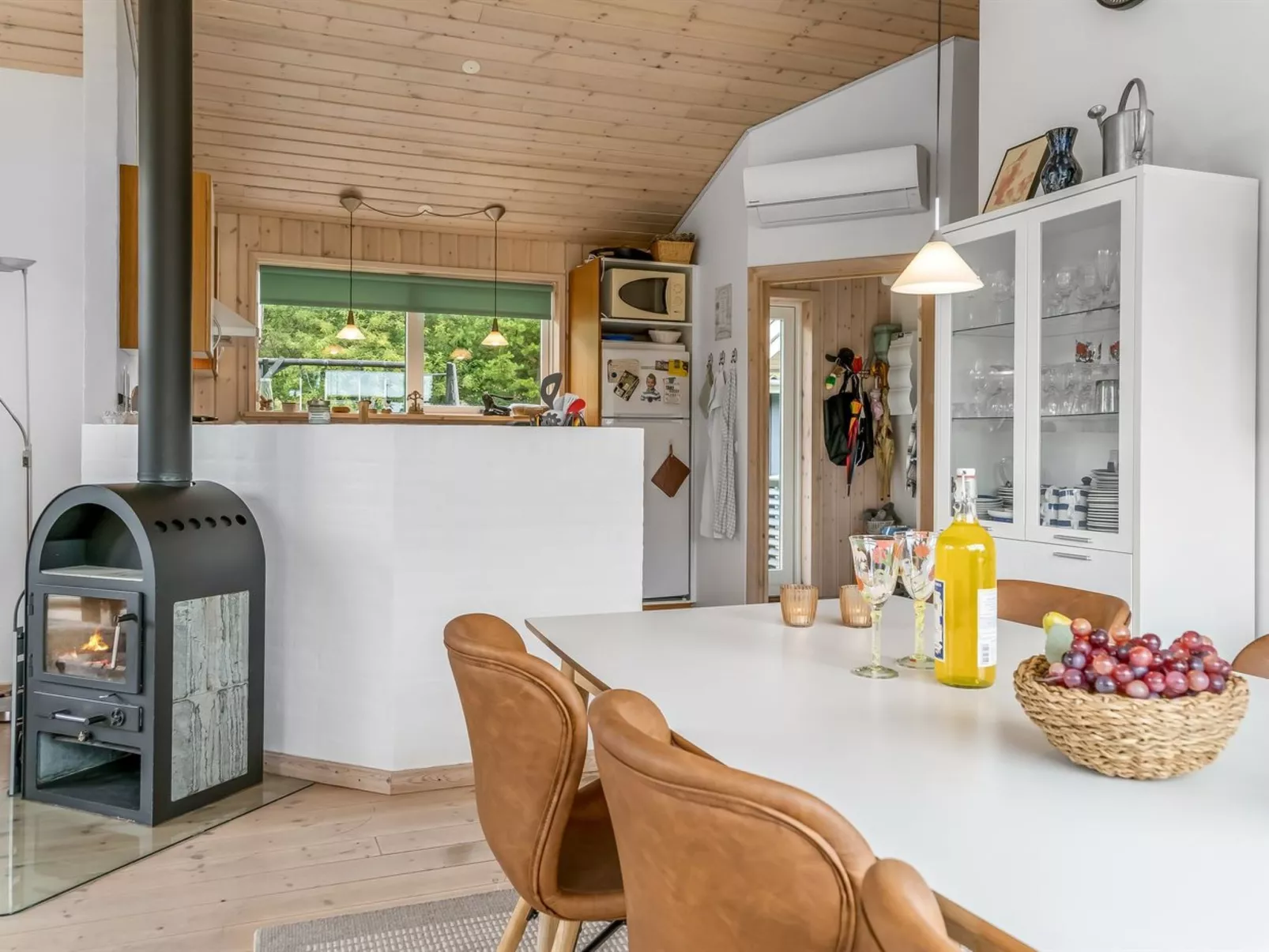 "Selvi" - 2.2km from the sea-Inside