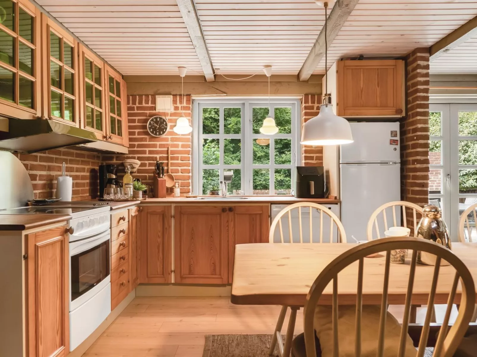 "Hilaria" - 2.1km from the sea-Drinnen