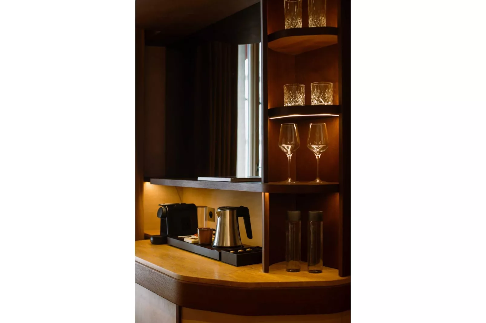 CONFIDENTIEL-4-Innenbereich