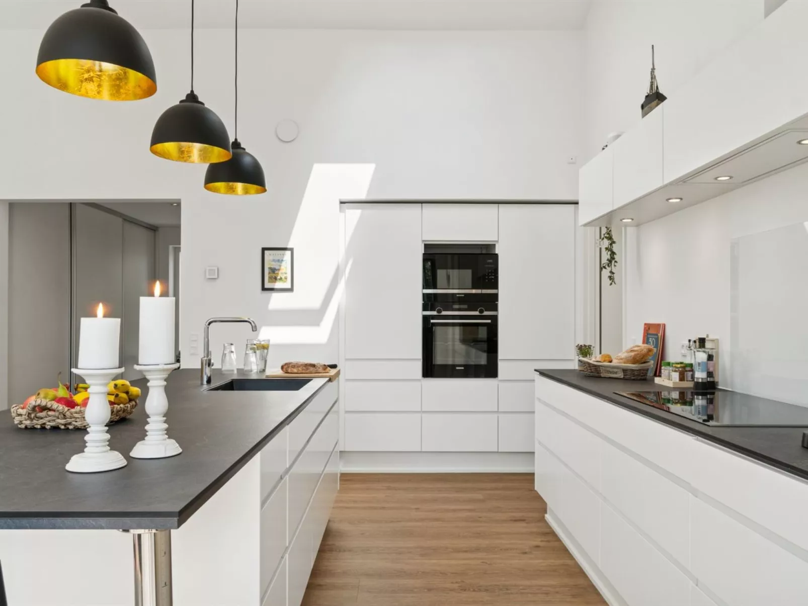 "Troels" - 945m from the sea-Dedans