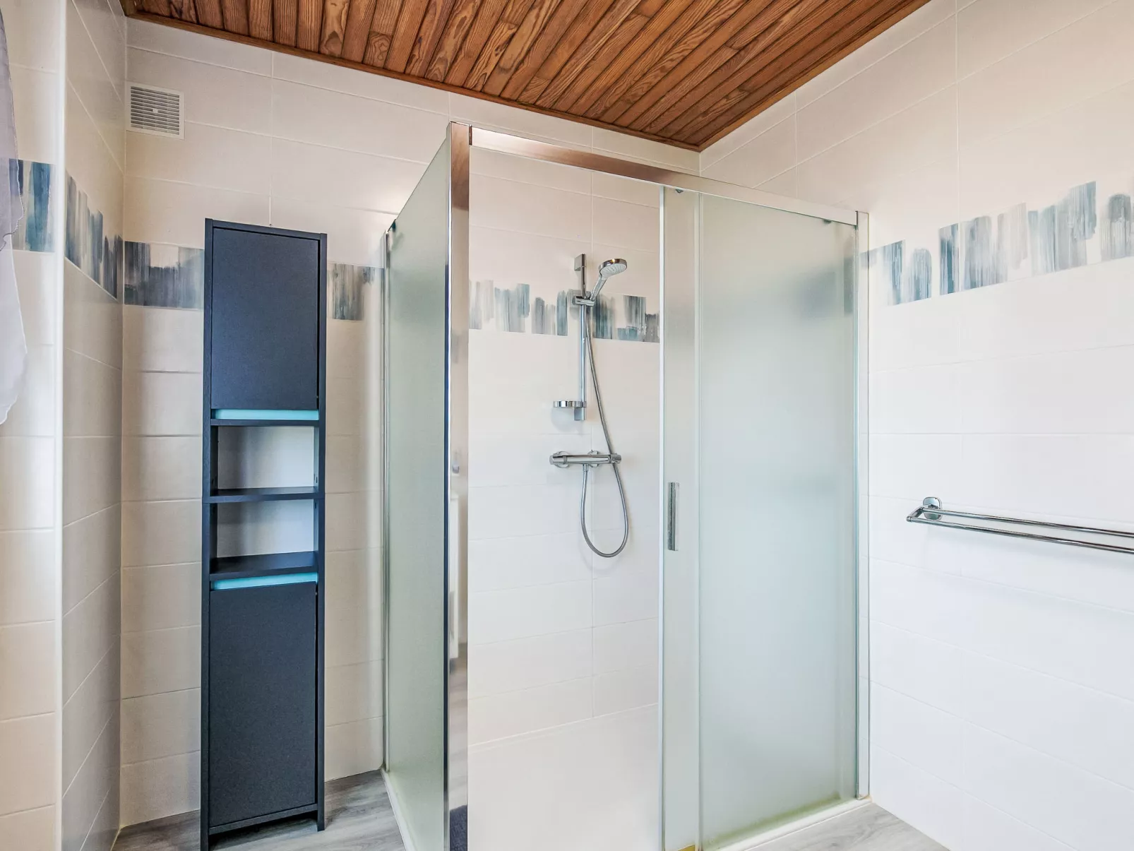 Entre Terre et Mer-Drinnen