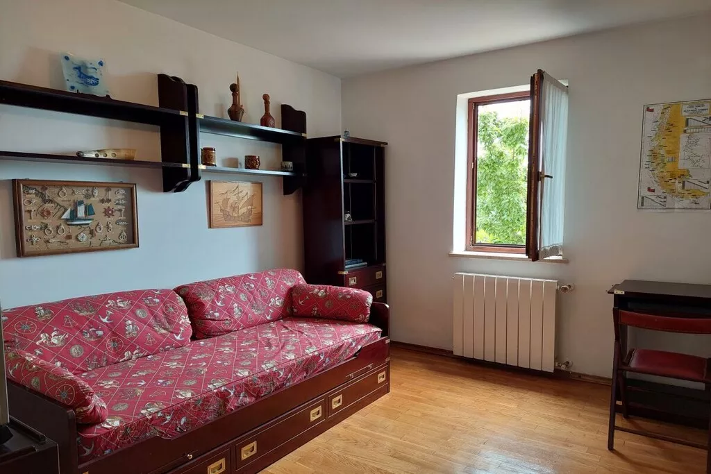 458038-Nicht zugeordnet