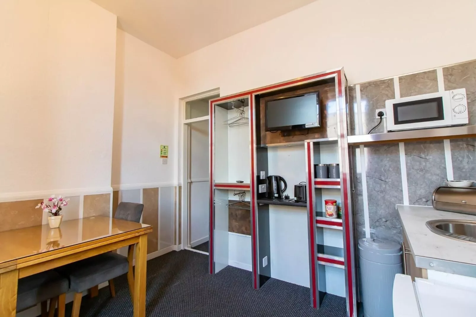 Standard Twin Room - Shared-Chambre