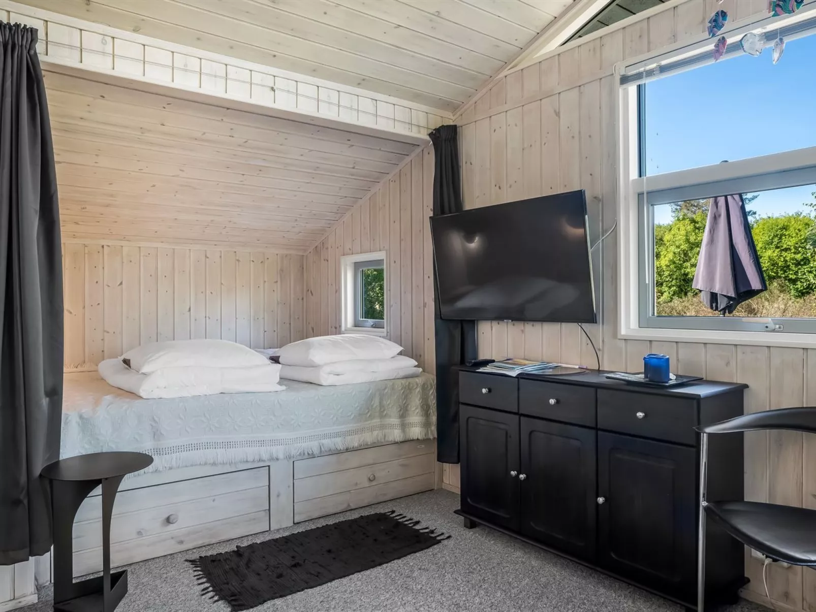 "Marisol" - 250m to the fjord-Drinnen