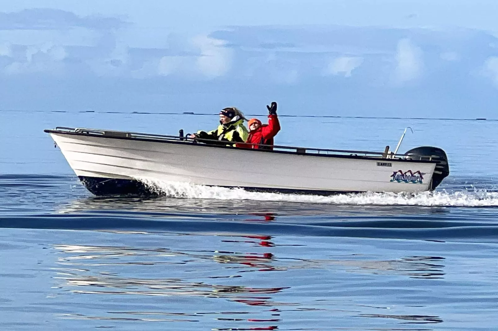 Retraite en bord de mer avec bateaux et pêche-Non tagué