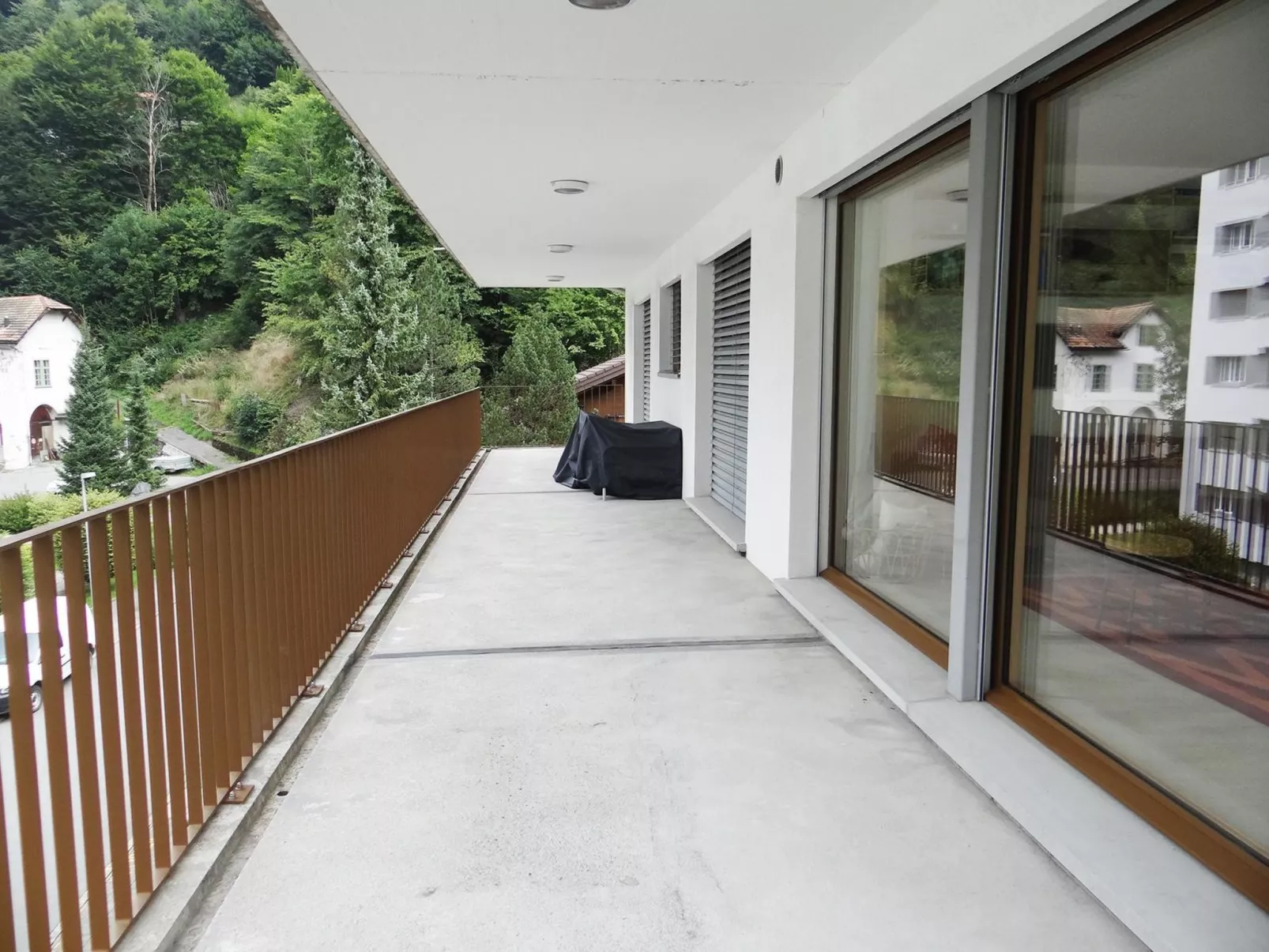 Dorfstrasse 62-Drinnen