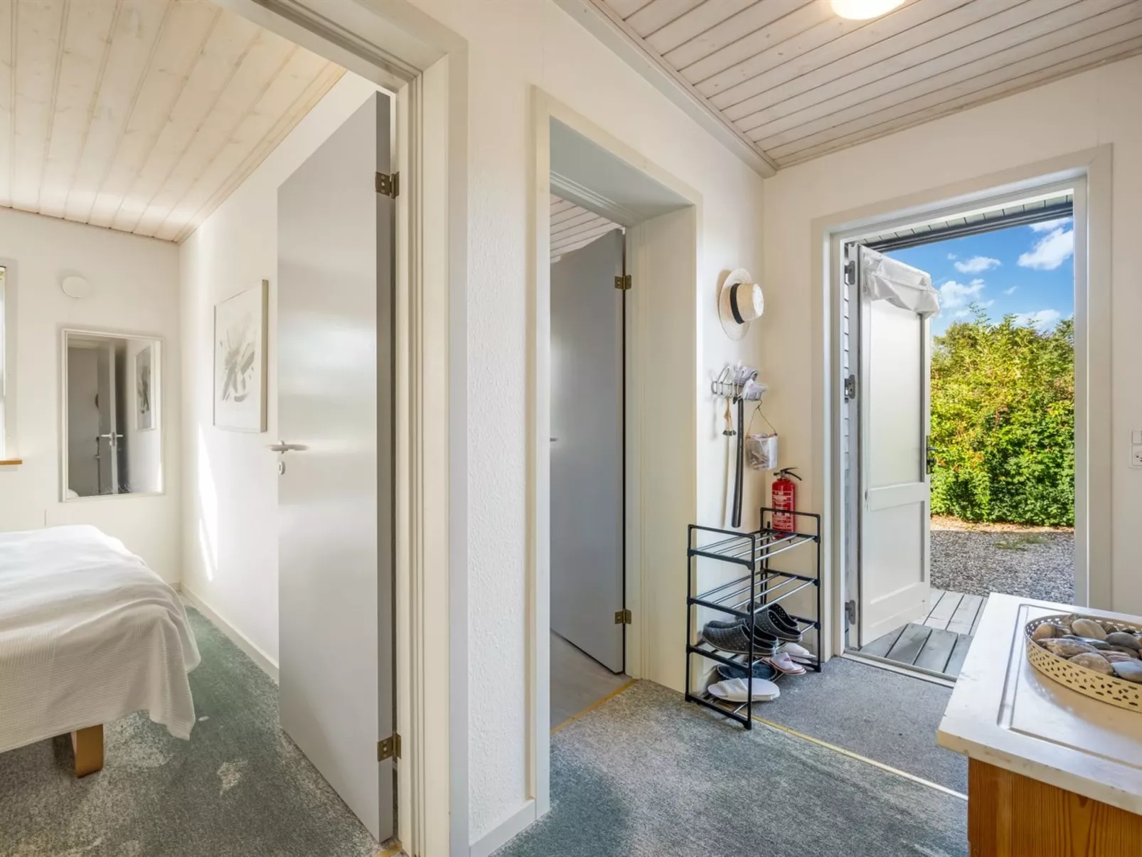 "Anja" - 550m to the fjord-Dedans