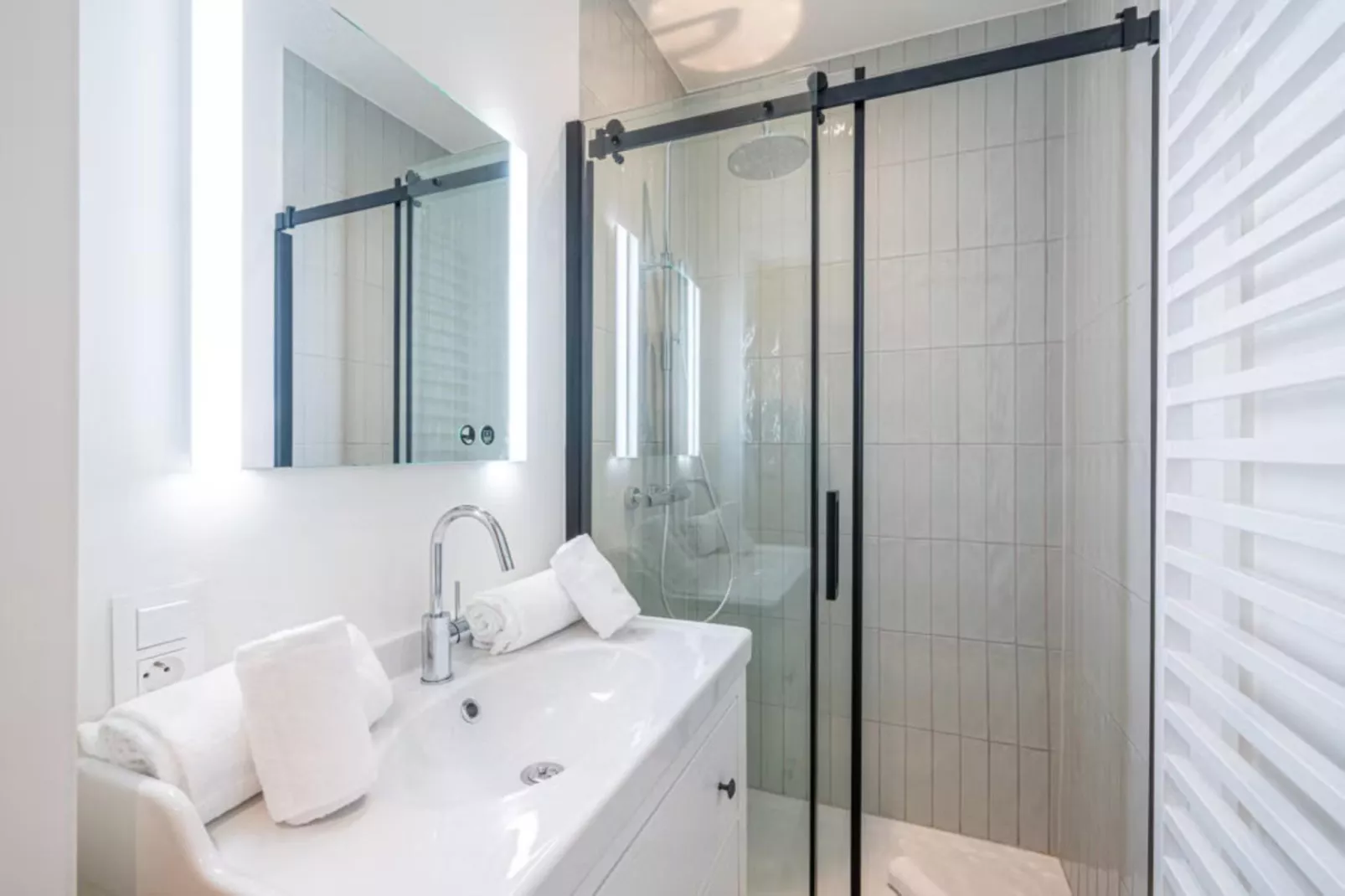 La Maison du Jardinier-Bathroom