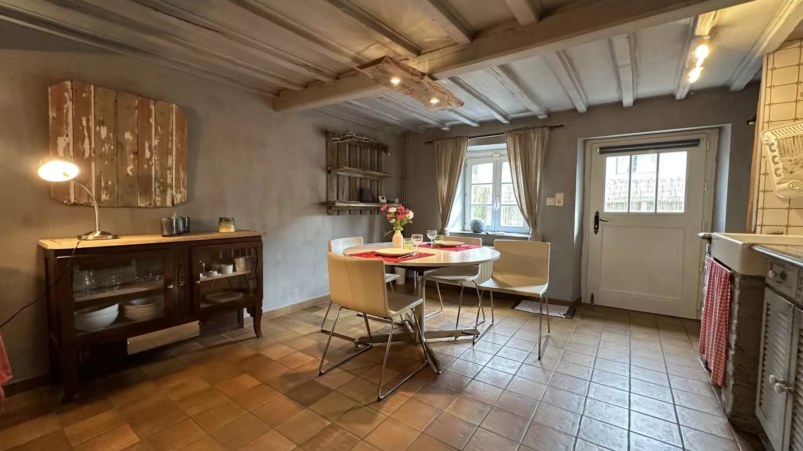 Le Fournil-Salle à manger