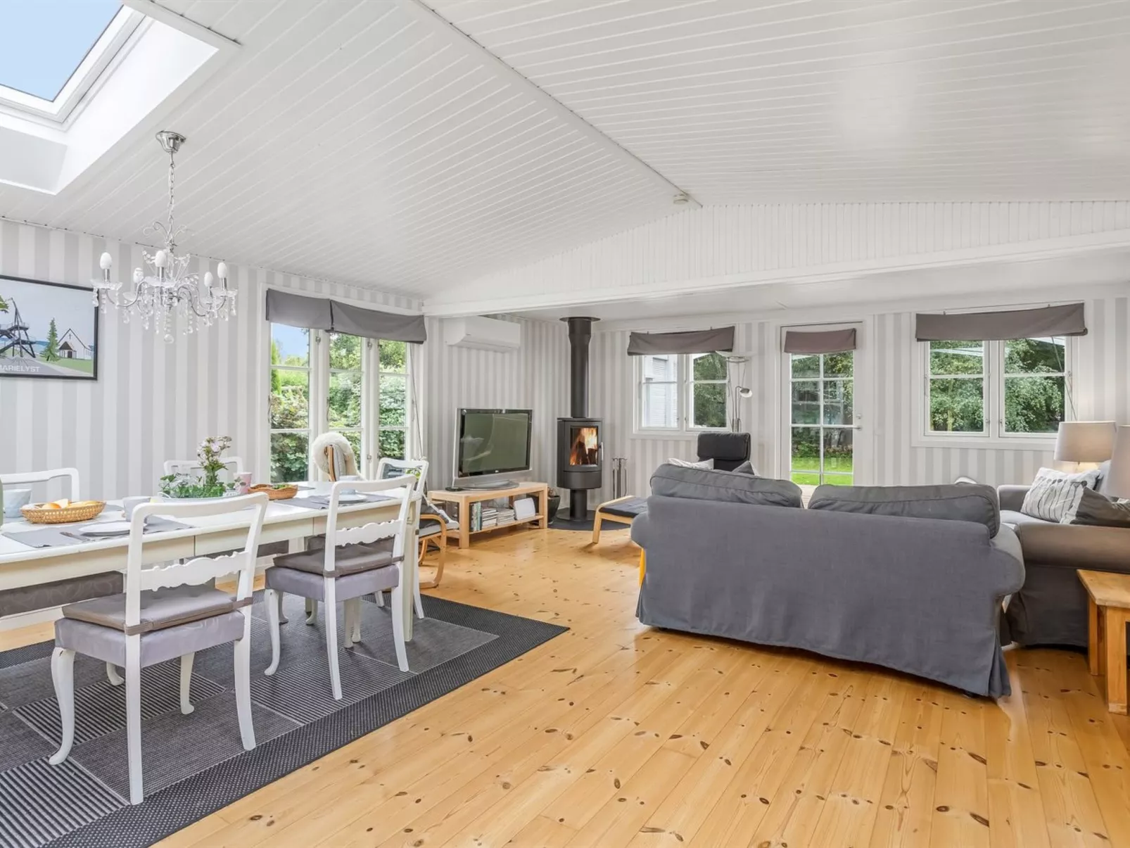 "Fernandine" - 400m from the sea-Inside