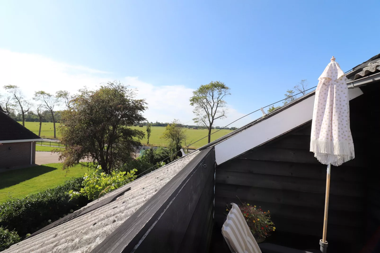 By Mosk 1-Terrasse/Balkon