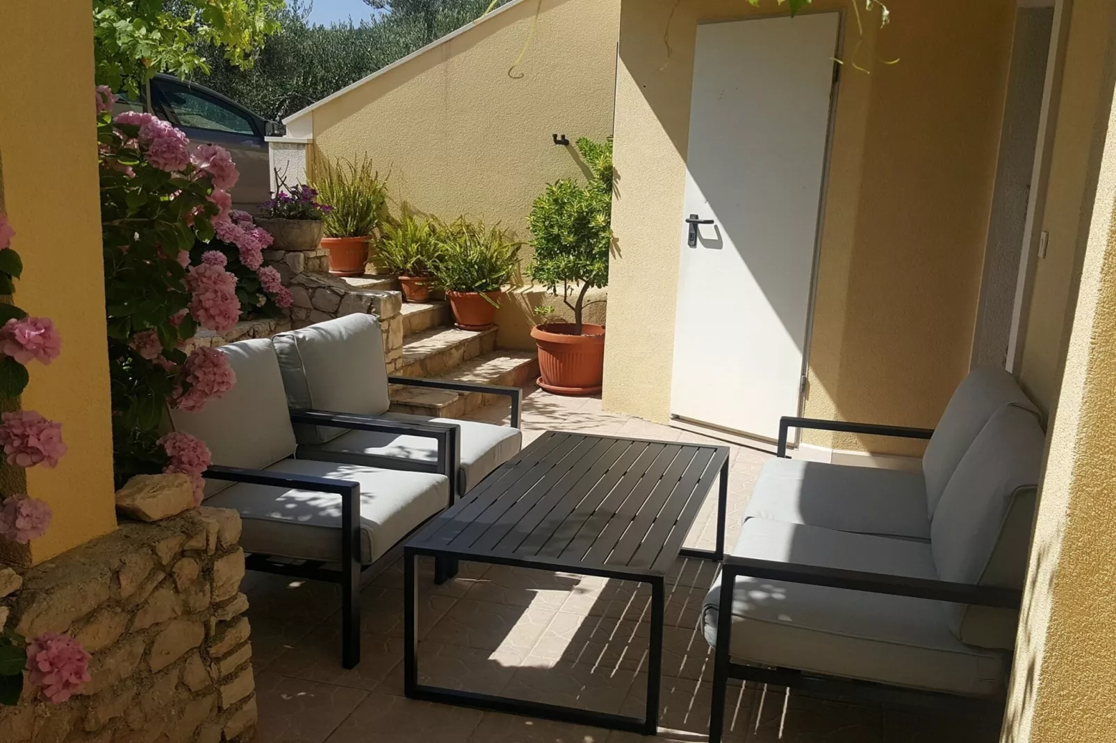 Apartments Ivan Supetar - Two Bedroom Apartment with Terrace no1-Extérieur