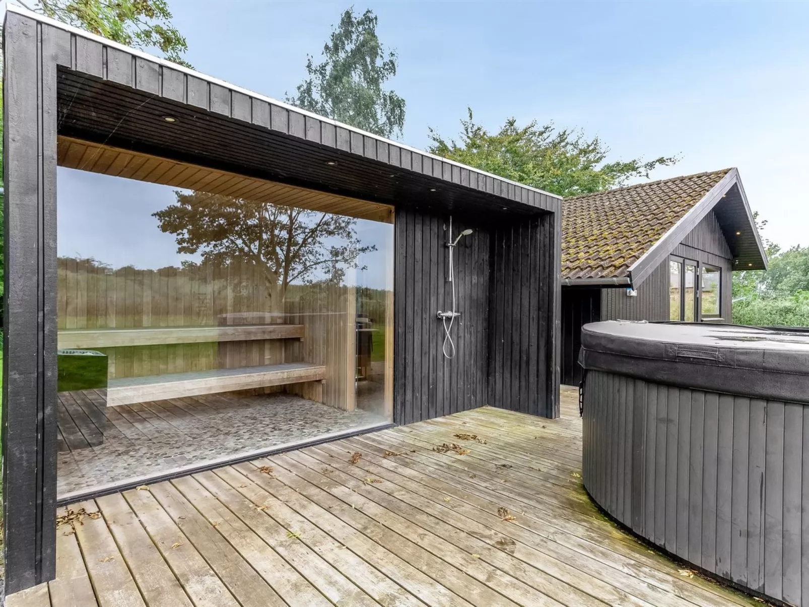 "Litle" - 30m from the sea-Draußen