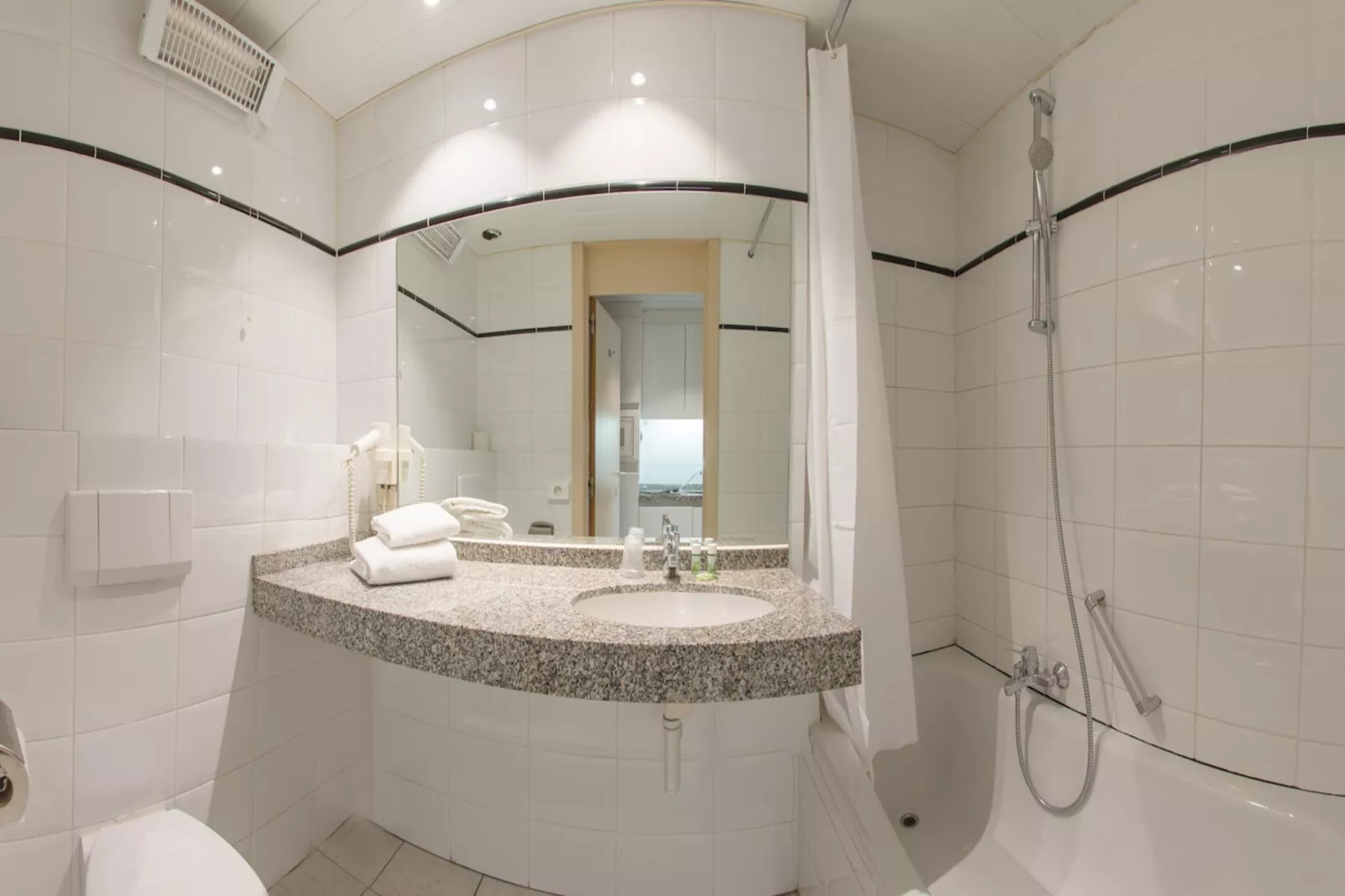 ARASS HOTEL & BUSINESS FLATS - Superior triple-level duplex apartment-Salle de bain