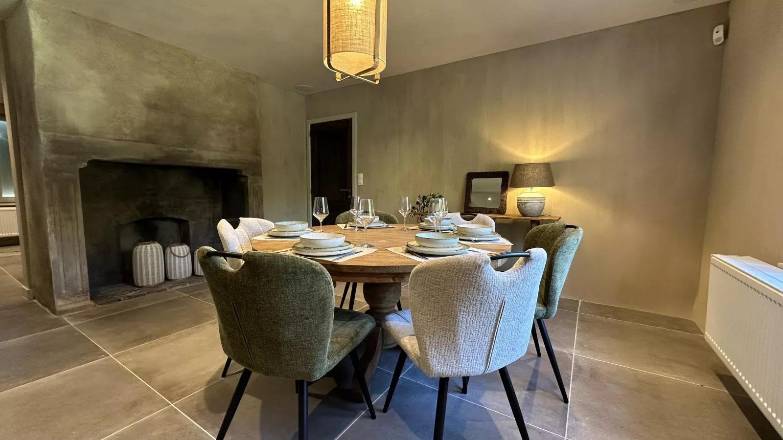 Le Moulin de Lachalade-Esszimmer