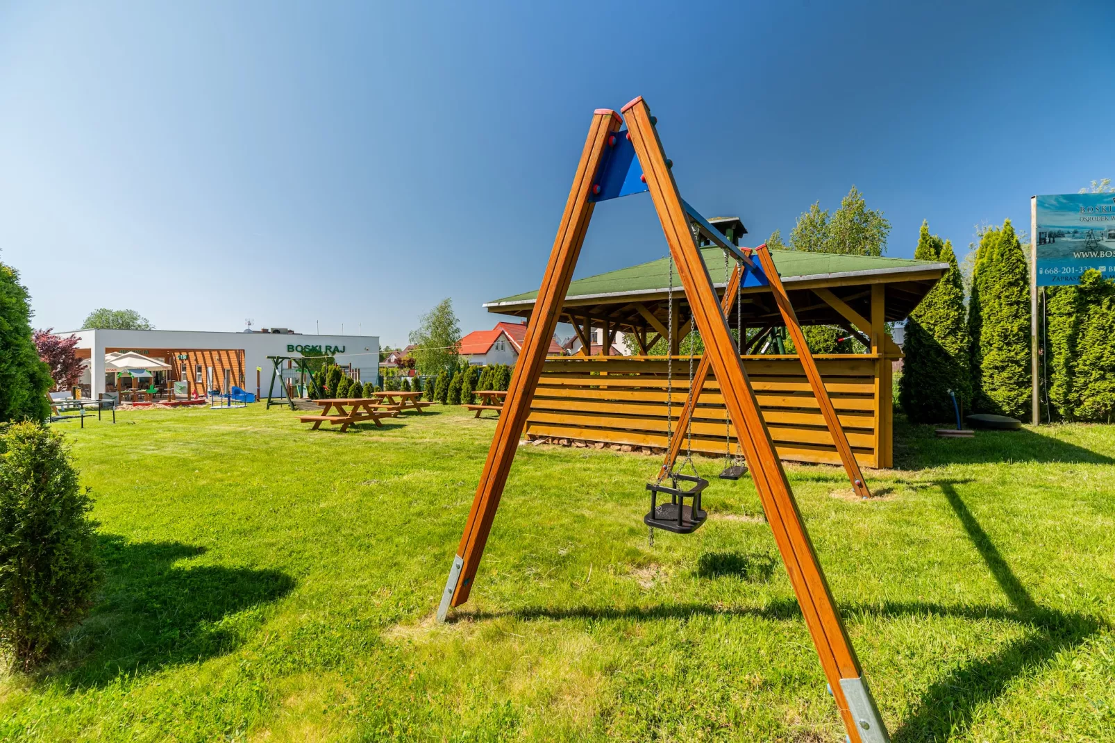 Domki wakacyjne z basenem Sianożąty-Installations du parc