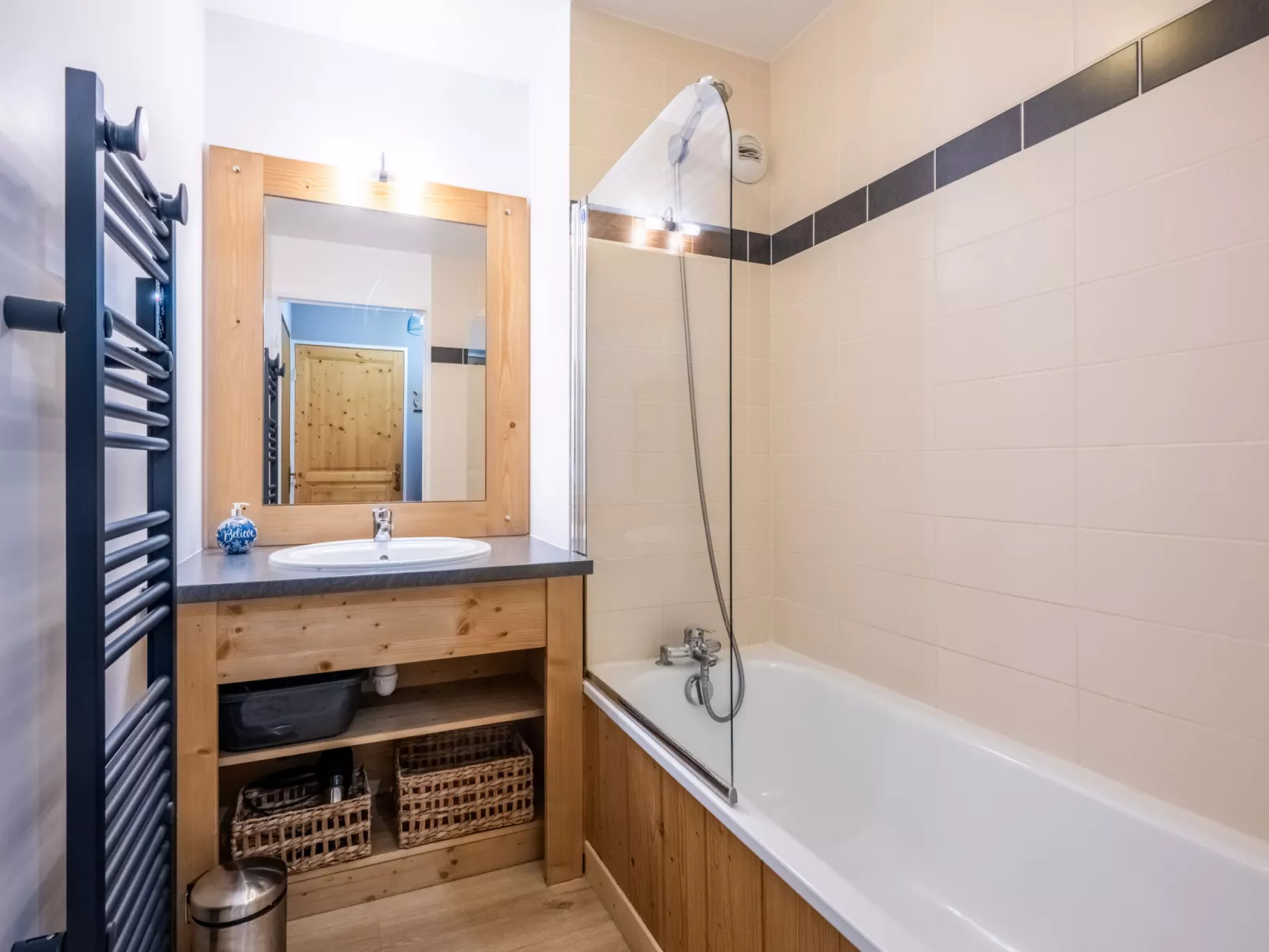 T. Bergerie A-Dedans