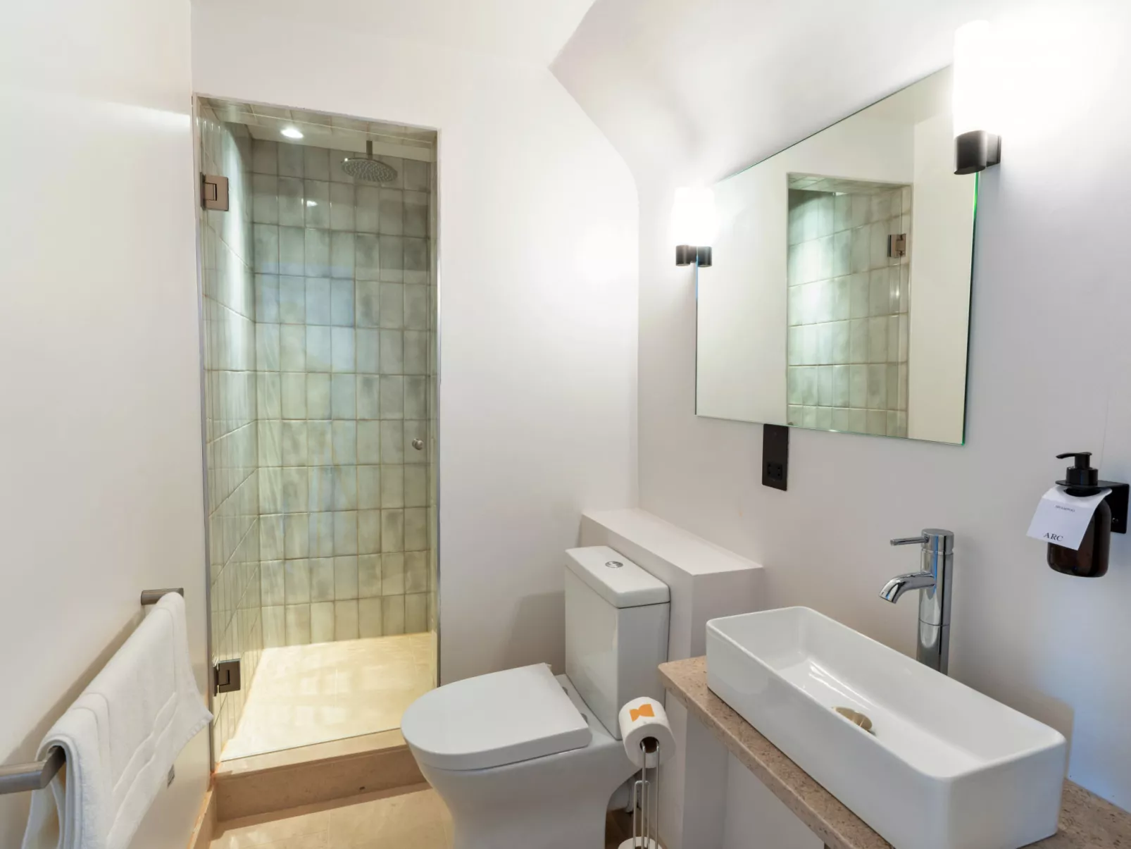 ARC Painswick-Inside