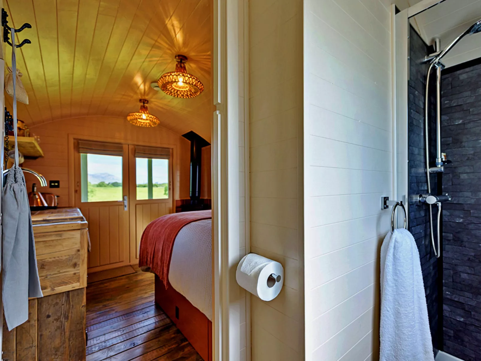 'Marared' Gypsy Hut-Dedans