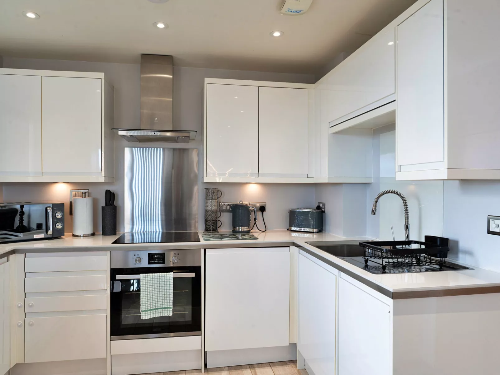 Number 10, Montpellier Apartments-Inside