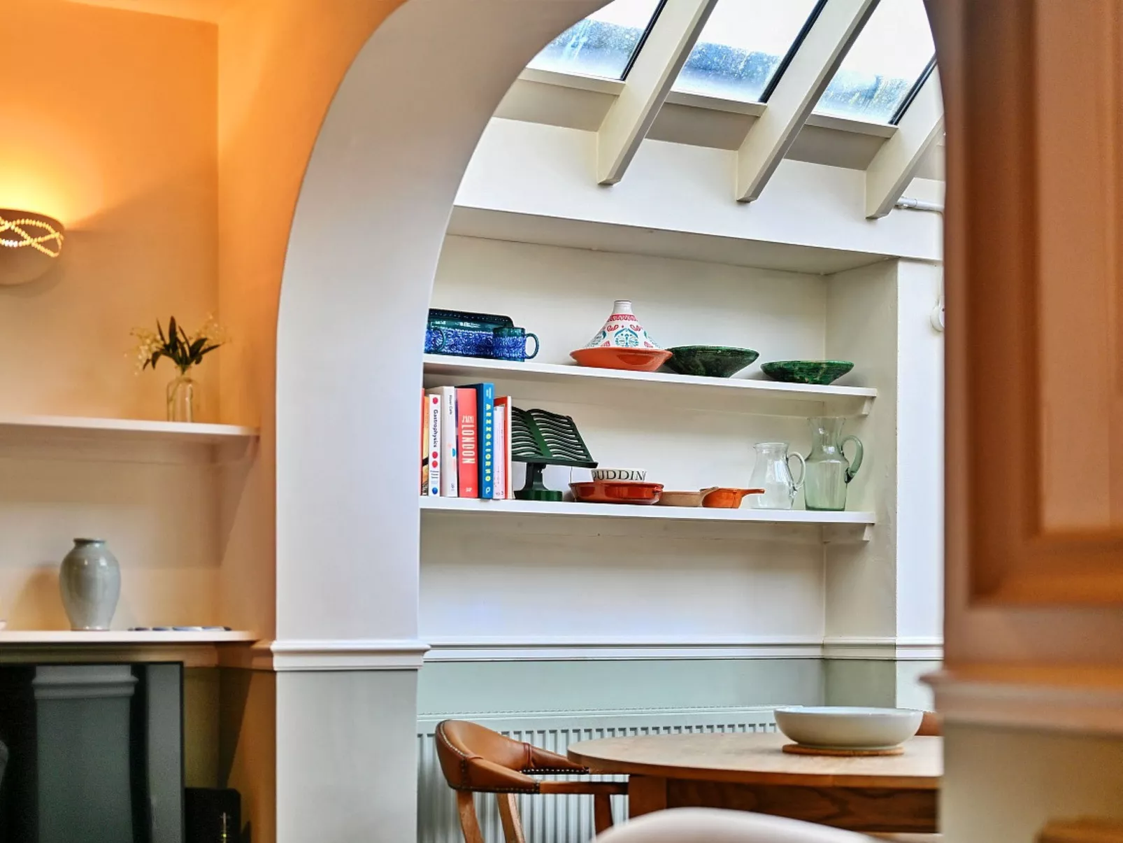 123, High Street-Drinnen