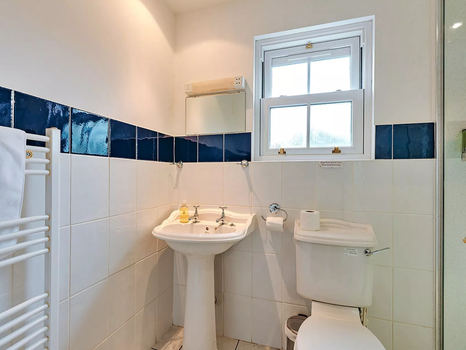 Netley Hall - Jasmine-Dedans