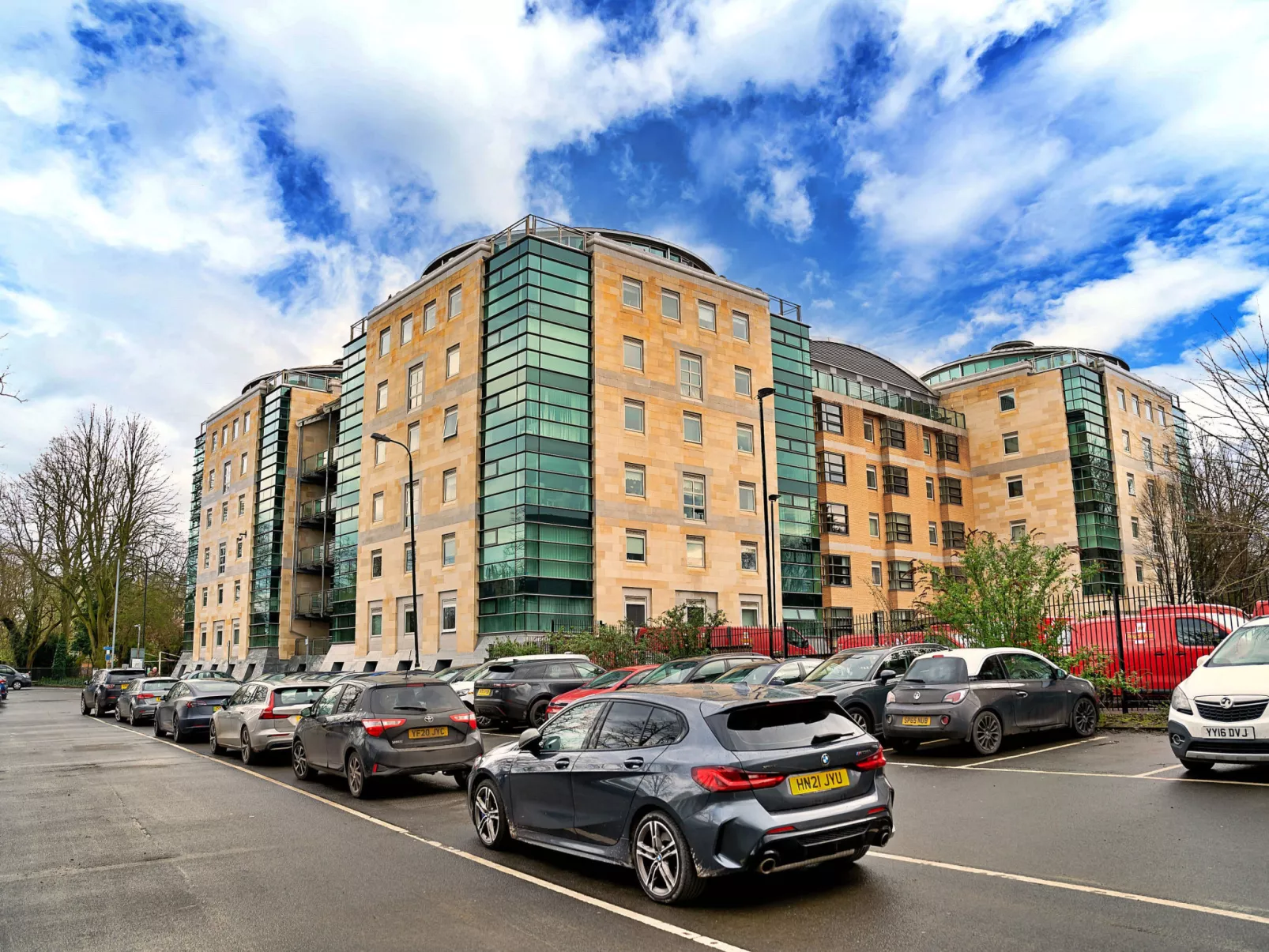 The Penthouse at 611 Westgate-Dehors