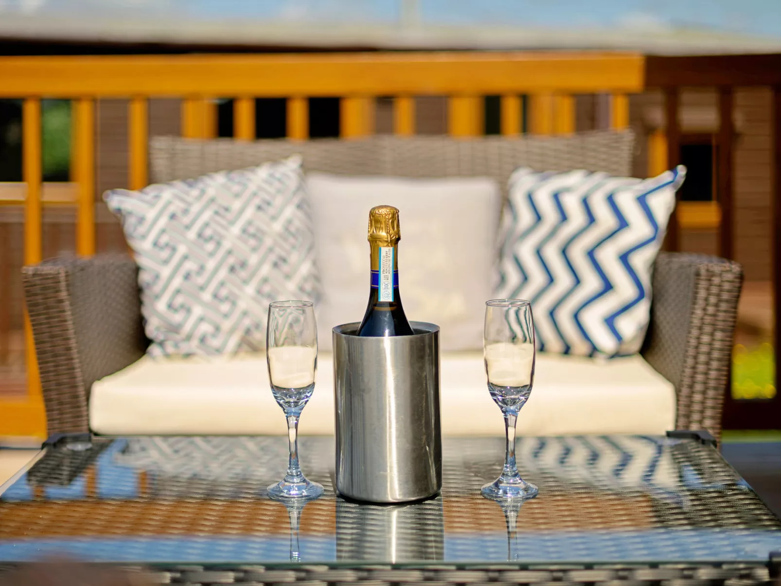 Forest Lodge-Outside