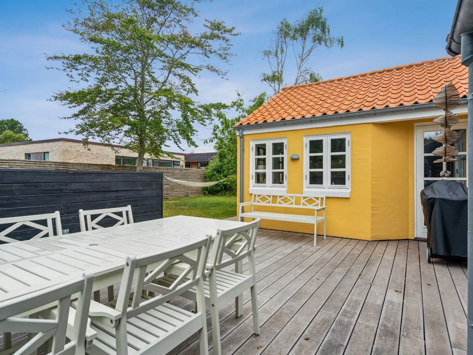 "Jensen" - 650m from the sea-Outside