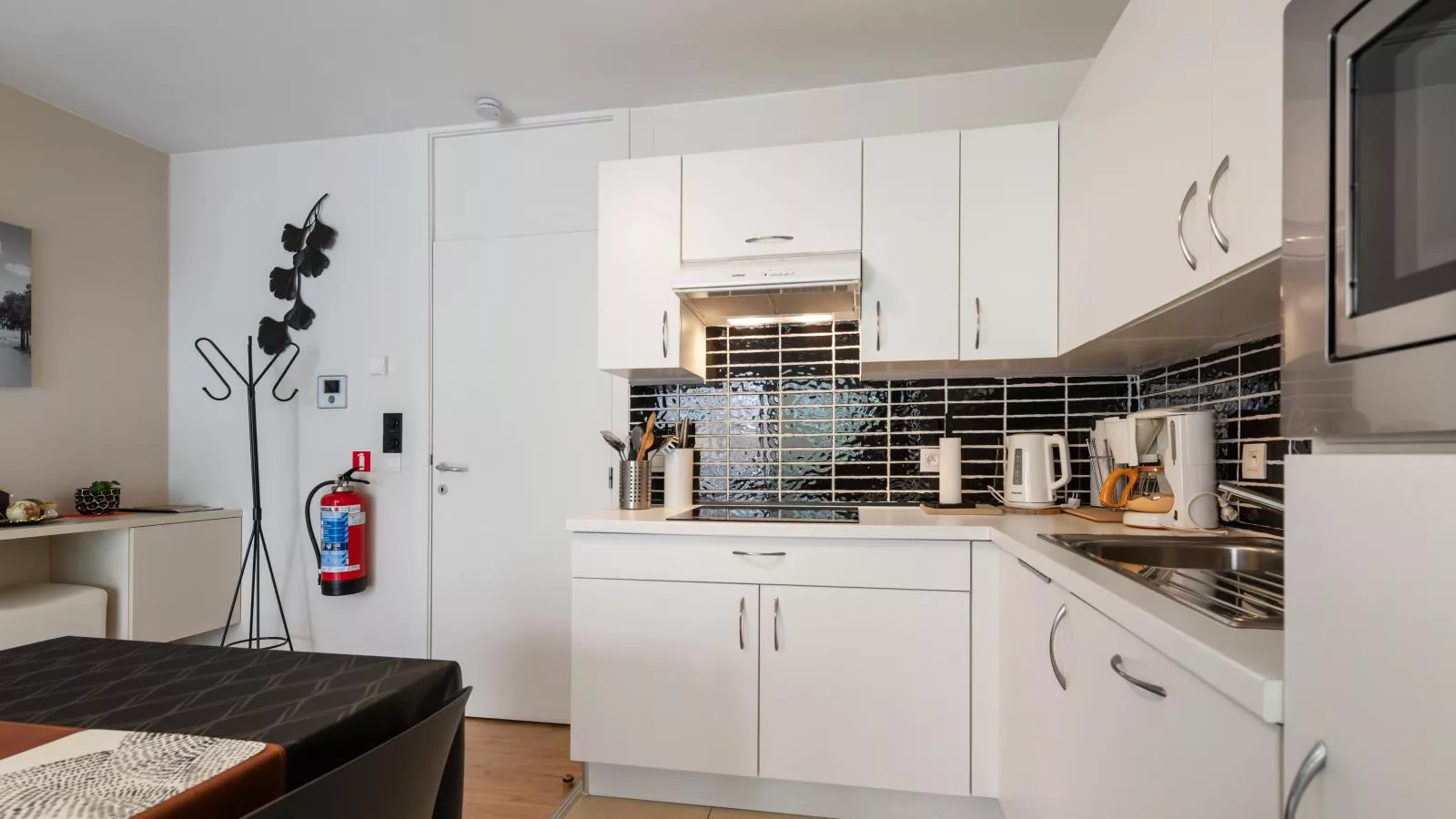 Tranquil à Deux-Kitchen