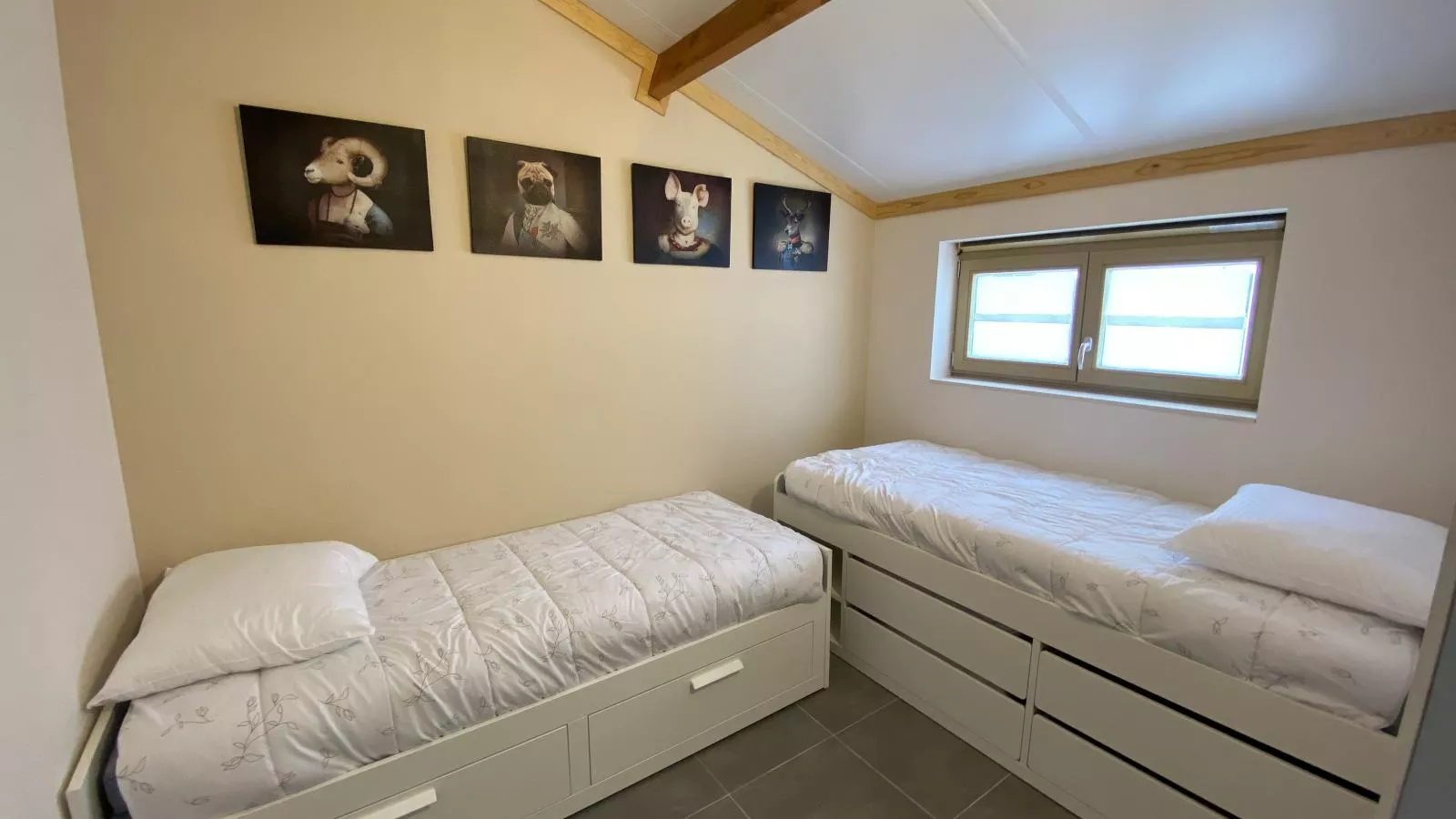 Westhinder II H8-Schlafzimmer