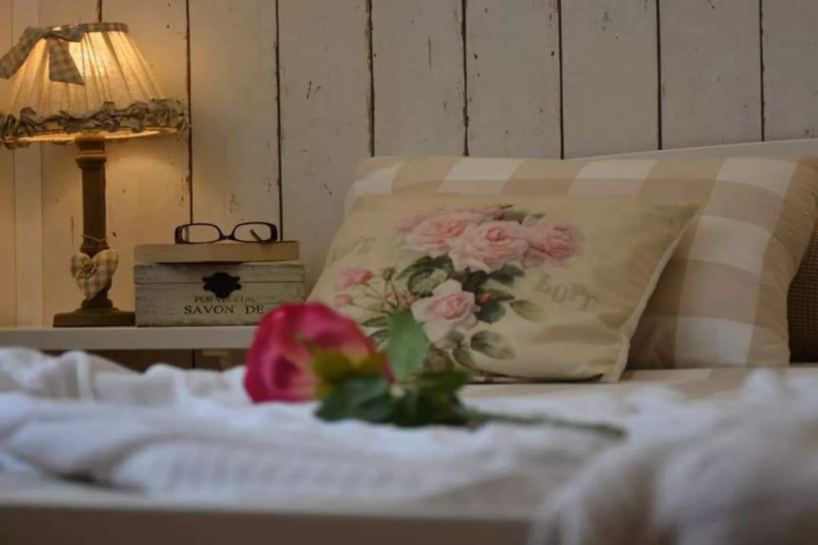 One-Bedroom Apartment (Lovor)-Bedroom